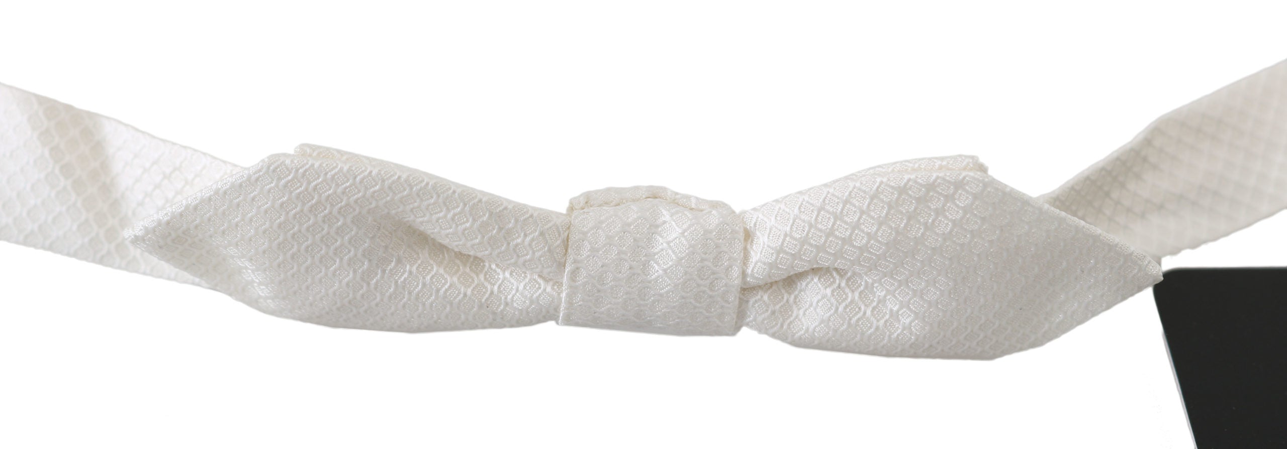Elegant White Silk Bow Tie - ventzia