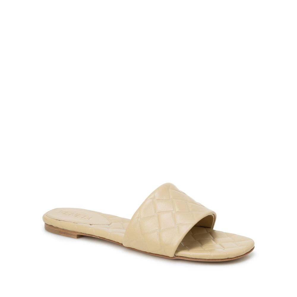 Beige Lamb Leather Sandals - ventzia