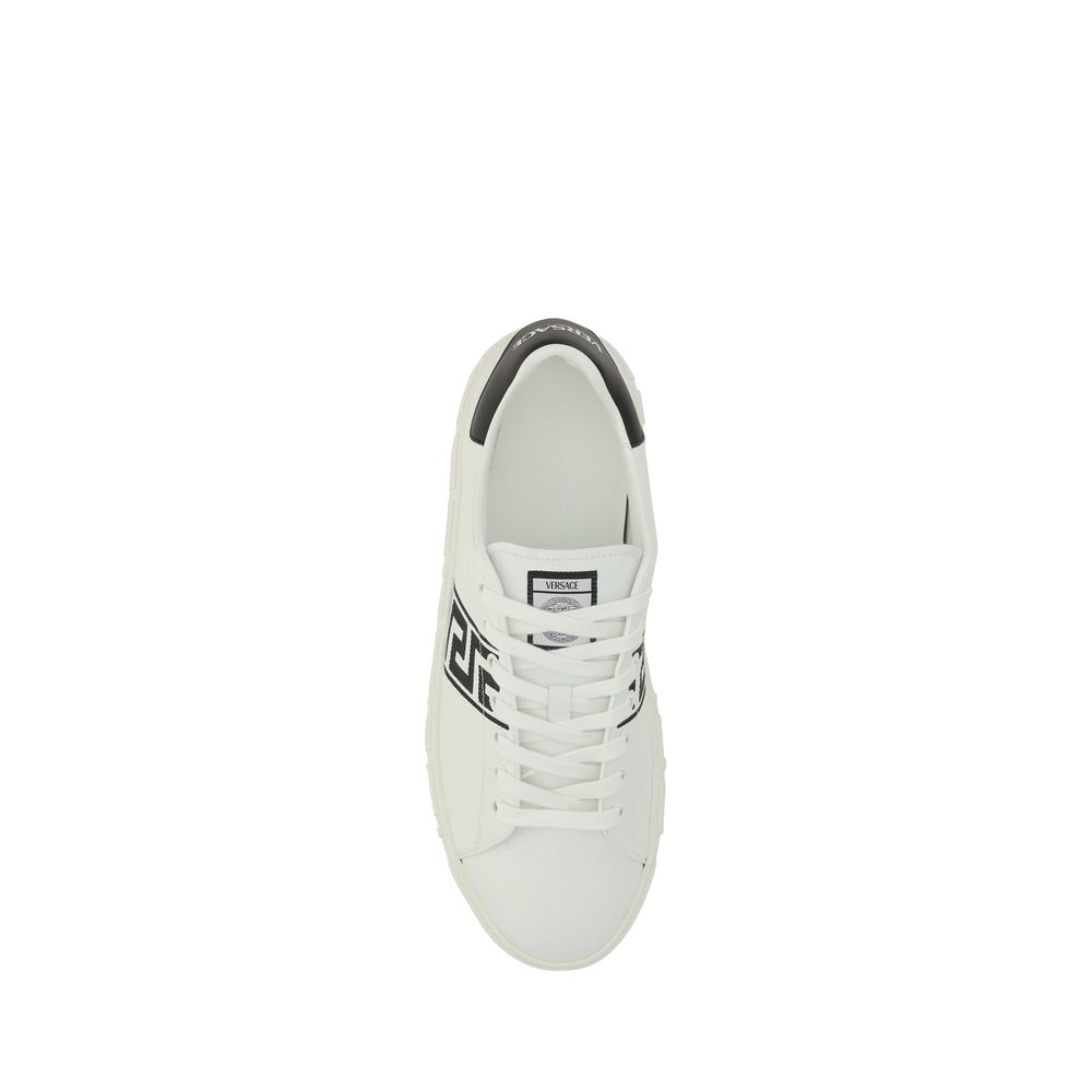White Rubber Low Top Sneakers - ventzia
