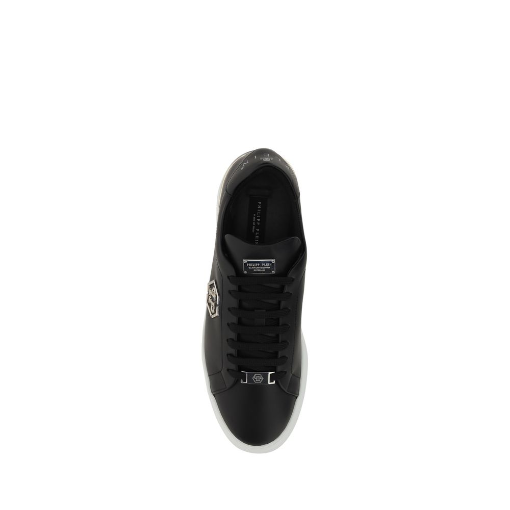 Black Rubber Low Top Sneakers - ventzia