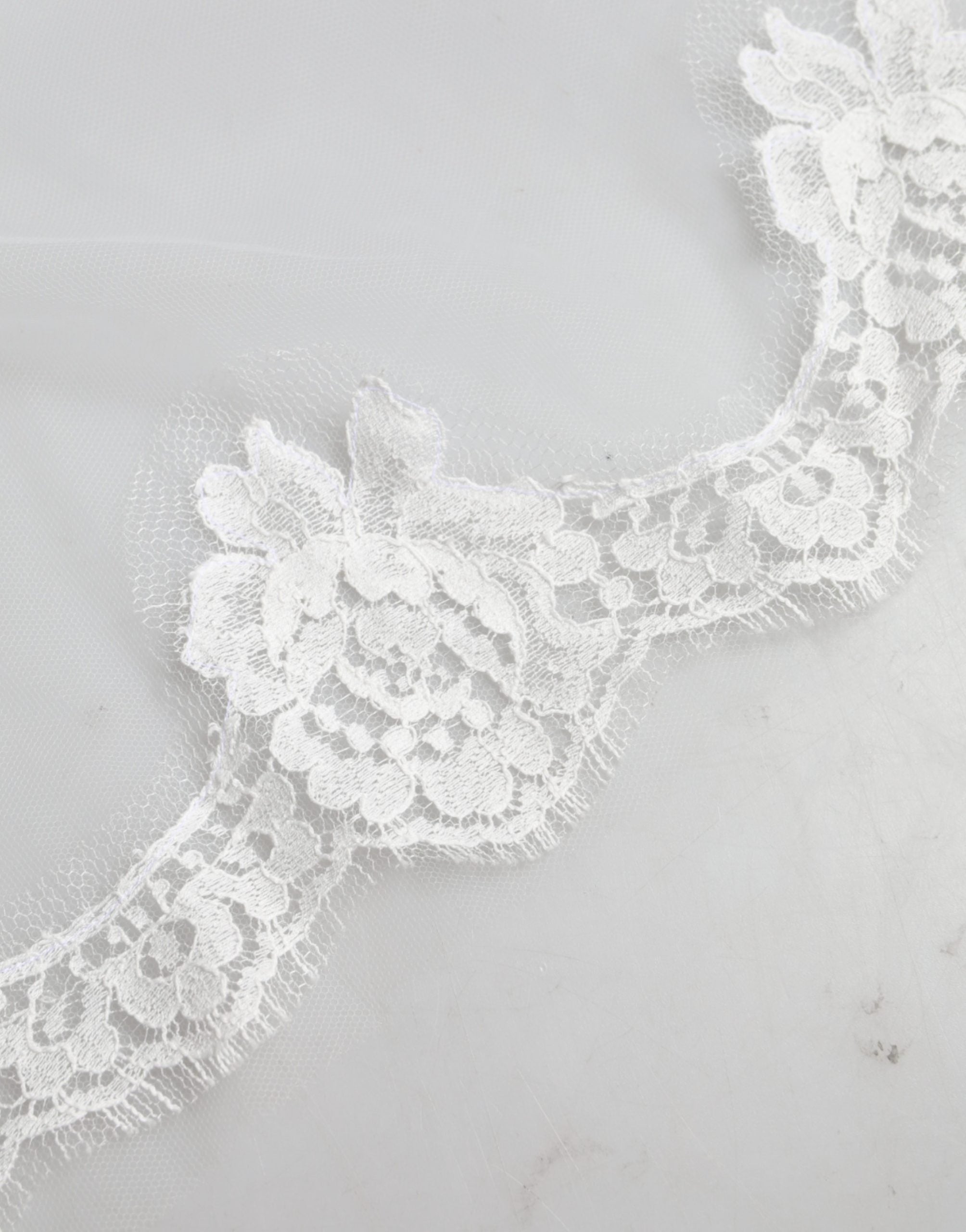 White Floral LaceNylon Floor Length 3M Long Veil - ventzia