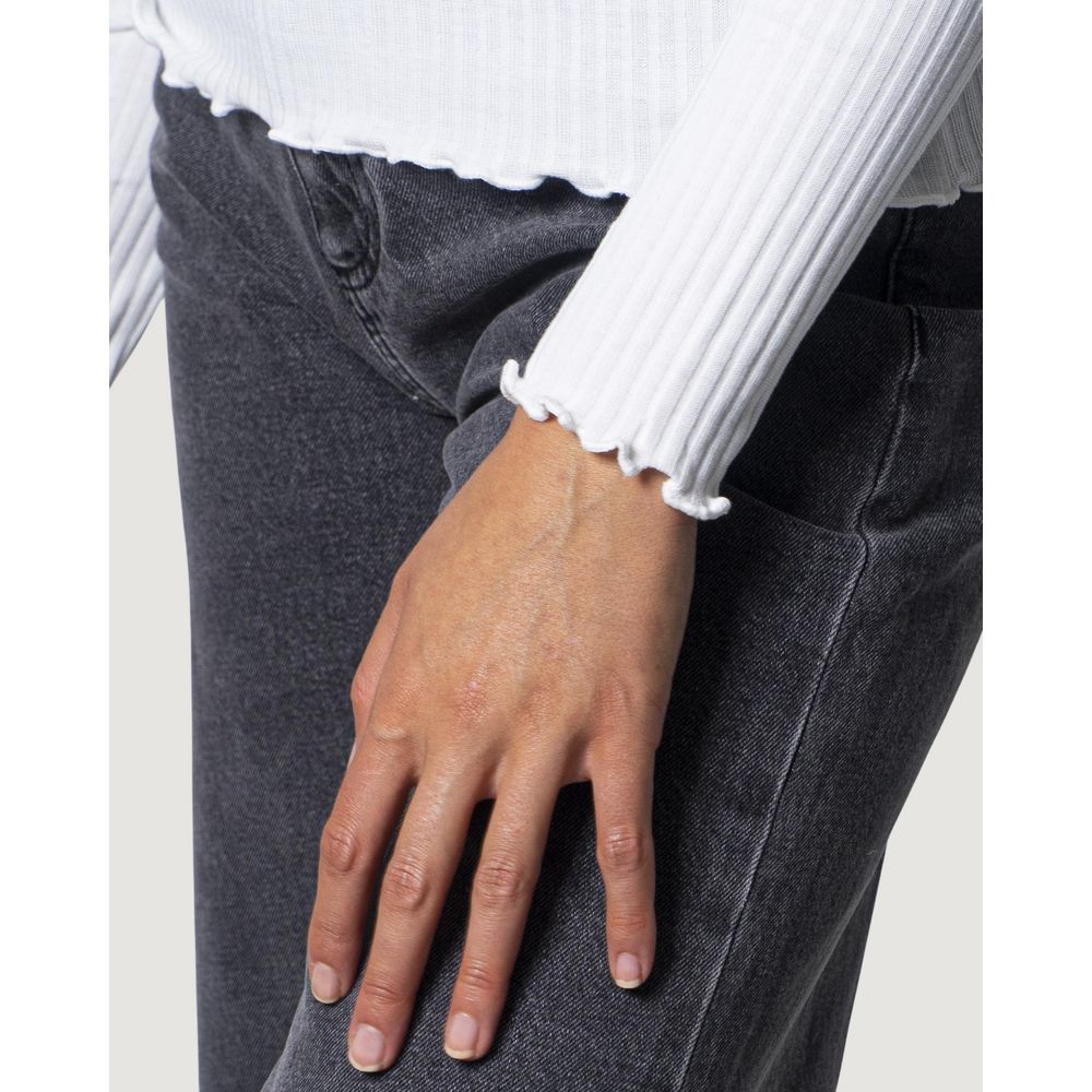 White Polyester Turtleneck - ventzia