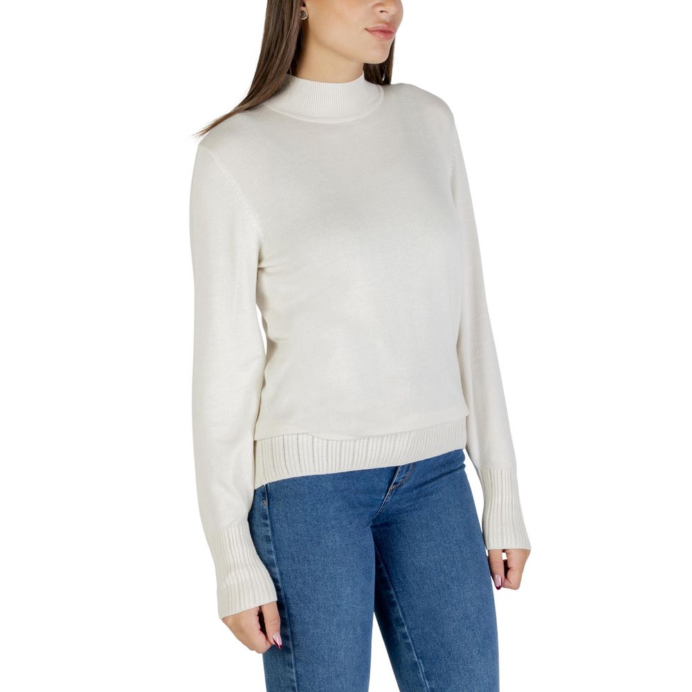 Beige Viscose Turtleneck - ventzia