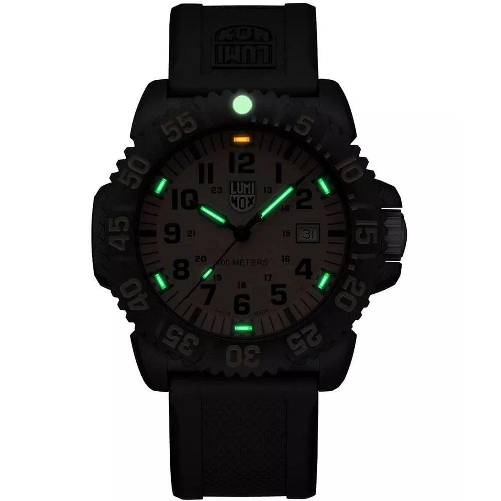Black Resin Sport Watch - ventzia