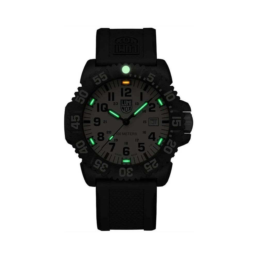 Black Resin Sport Watch - ventzia