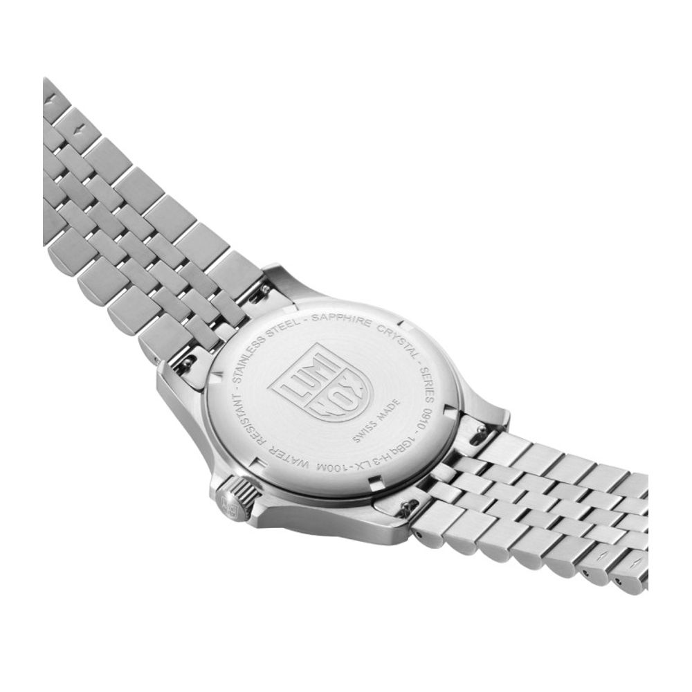 Gray Stainless Steel Sport Watch - ventzia