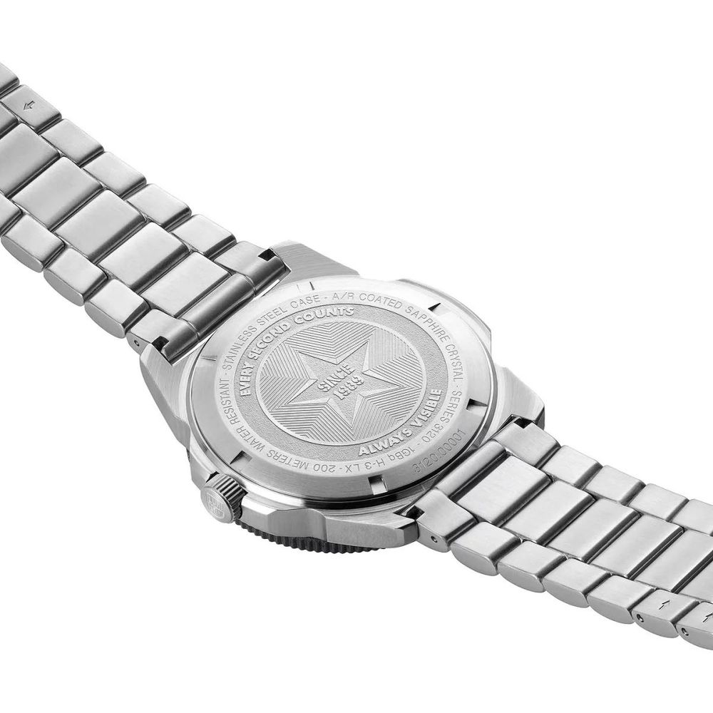 Gray Stainless Steel Sport Watch - ventzia