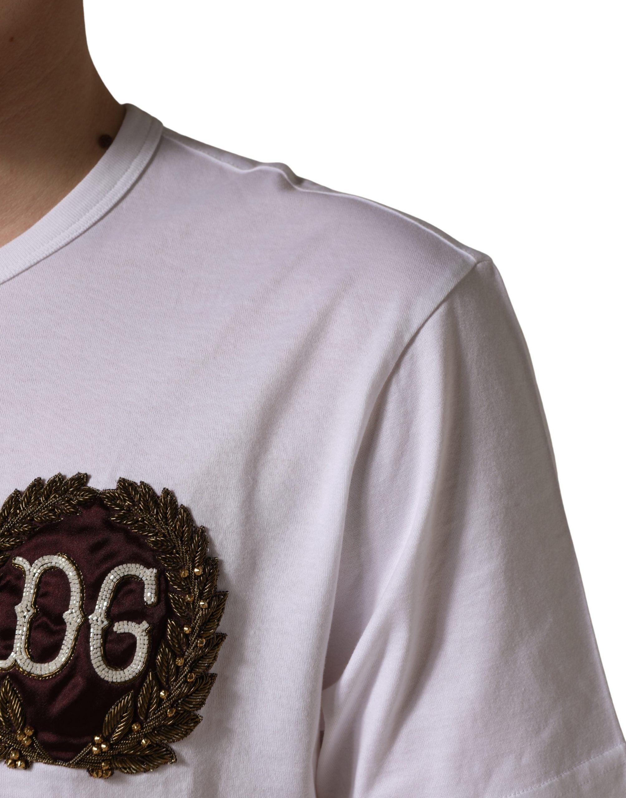 White DG Leaf Embroidery Crew Neck T-shirt - ventzia