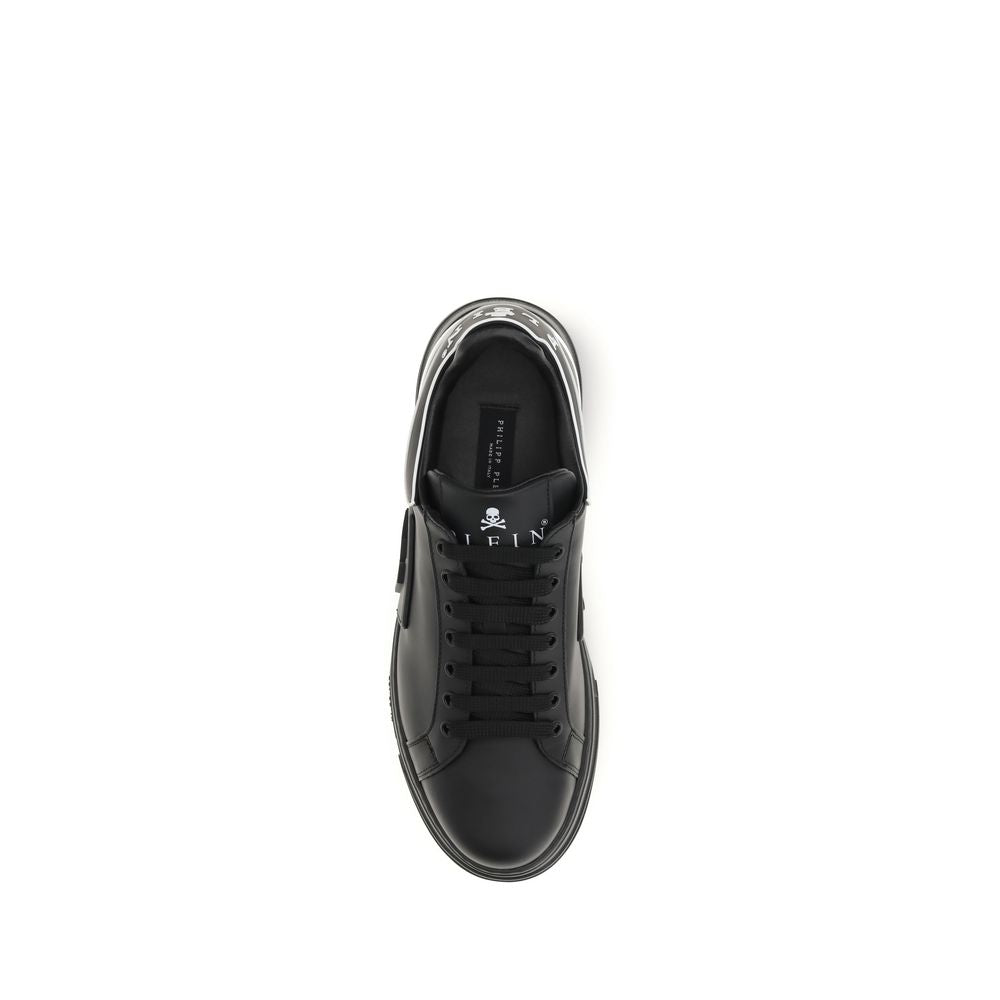 Black Calf Leather Bos Taurus Low Top Sneakers - ventzia