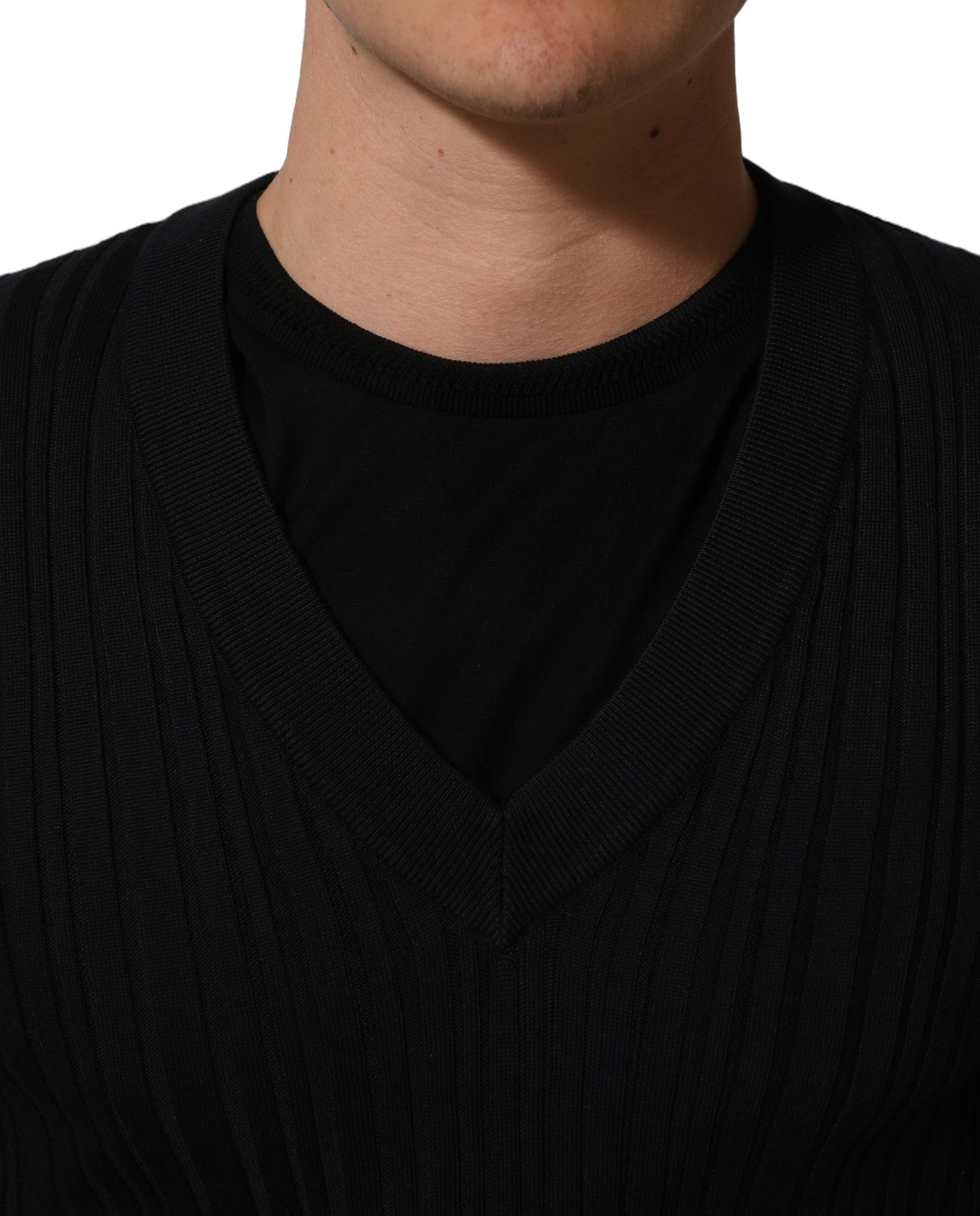 Black Silk Blend V-neck Pullover Men Sweater