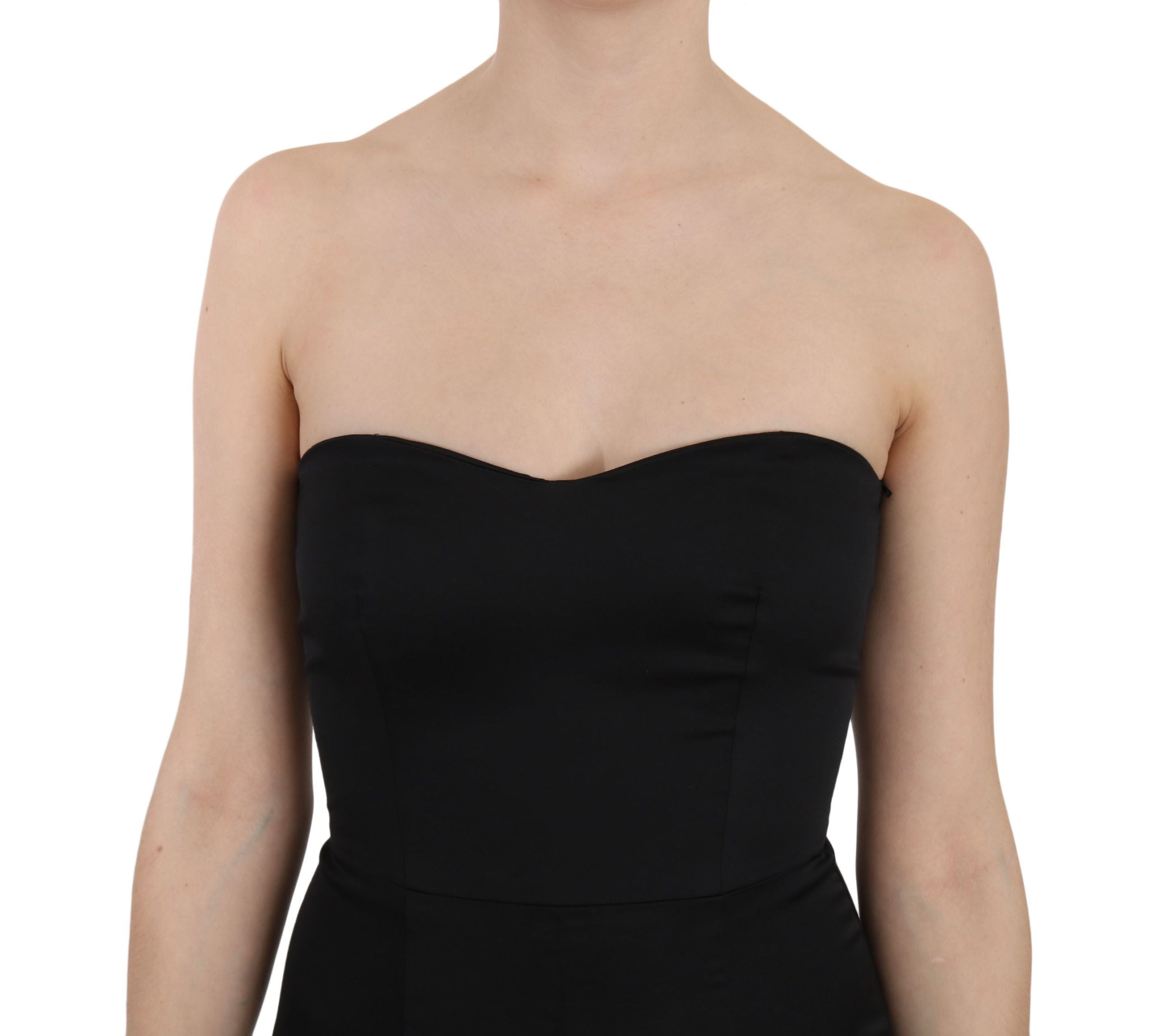 Enchanting Black Maxi Flare Dress - ventzia