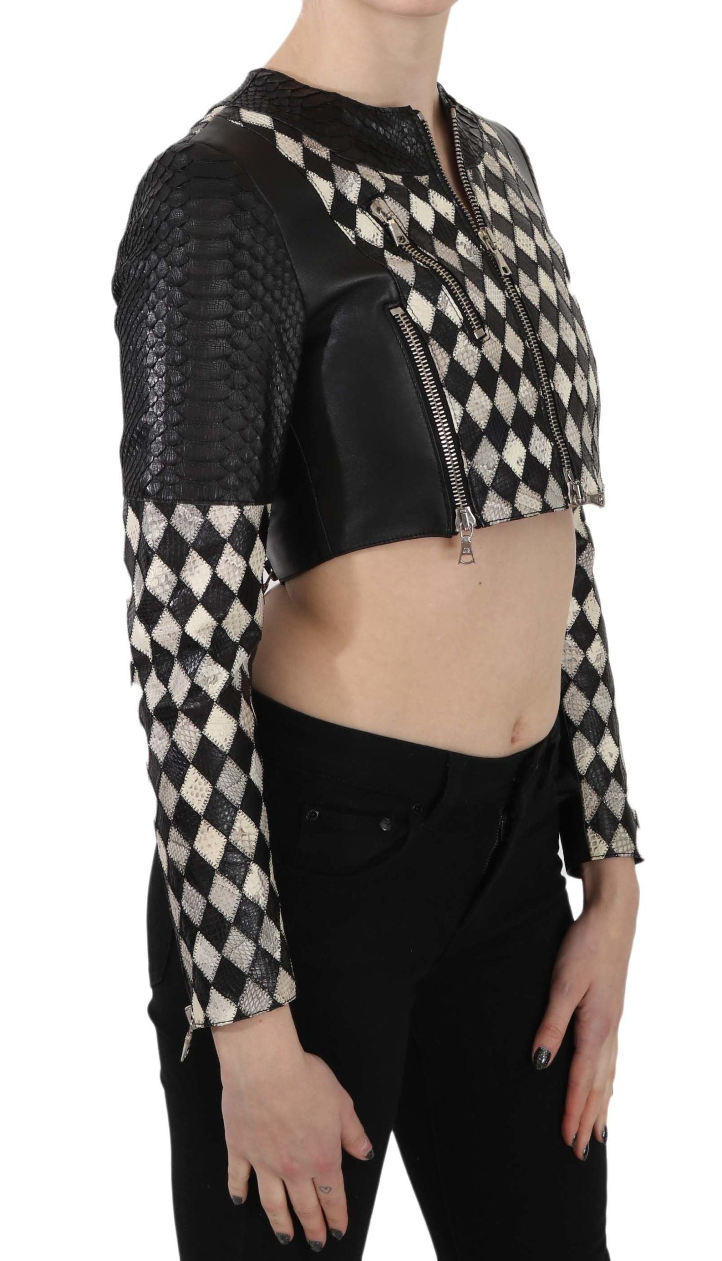 Chic Biker-Inspired Cropped Leather Jacket - ventzia