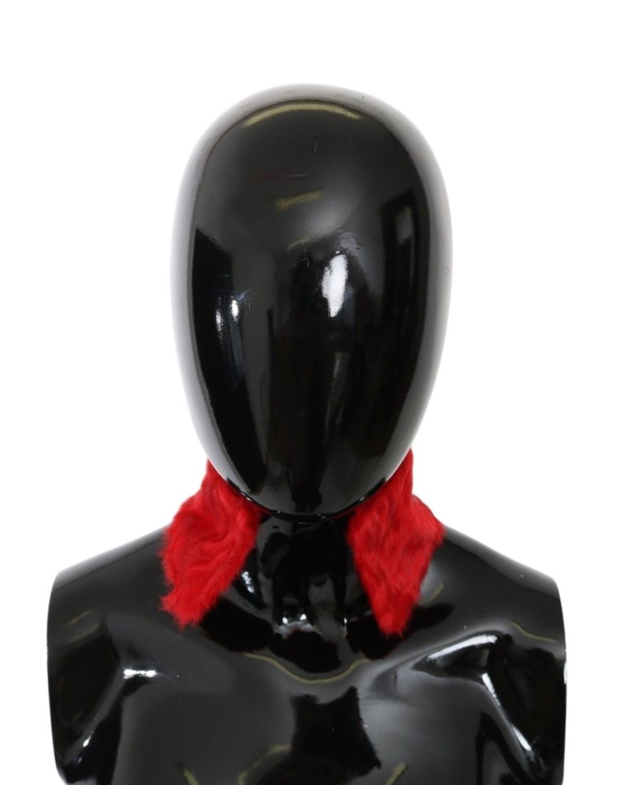 Elegant Red Lambskin Scarf - ventzia