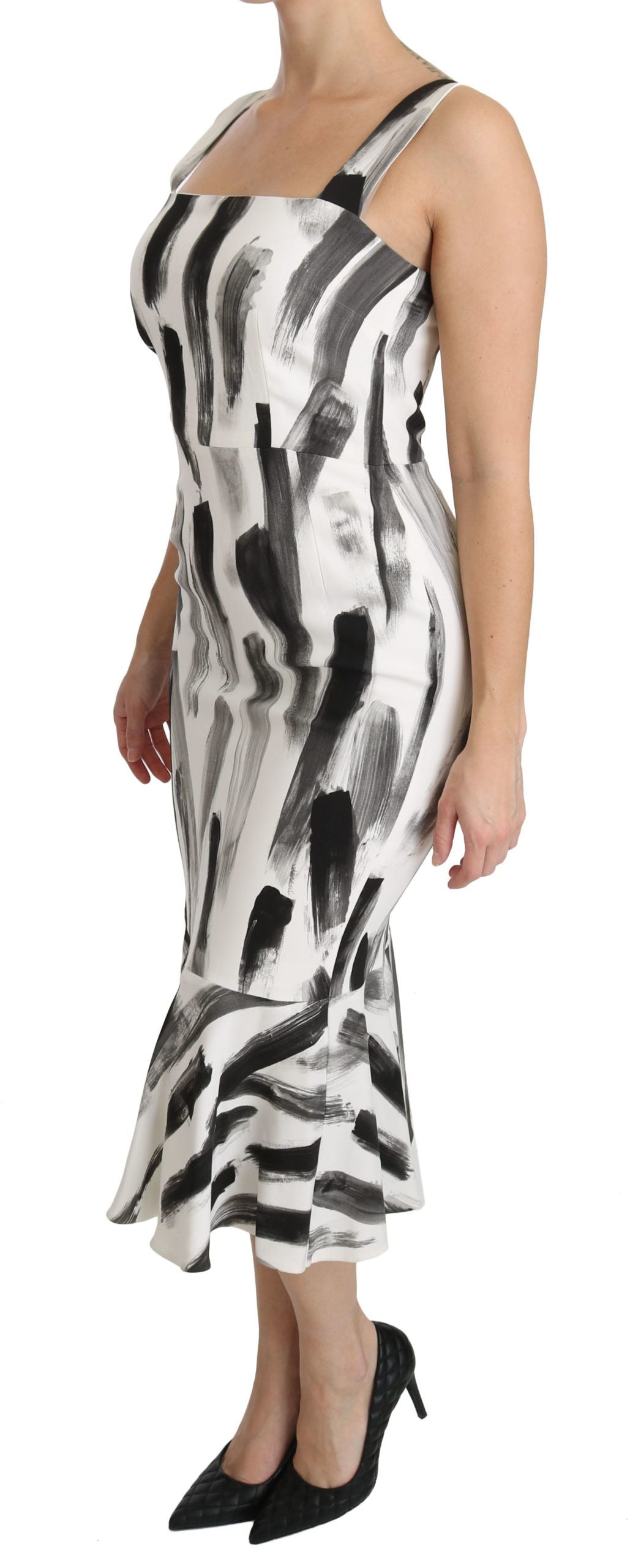 Chic Monochrome Sheath Midi Dress - ventzia