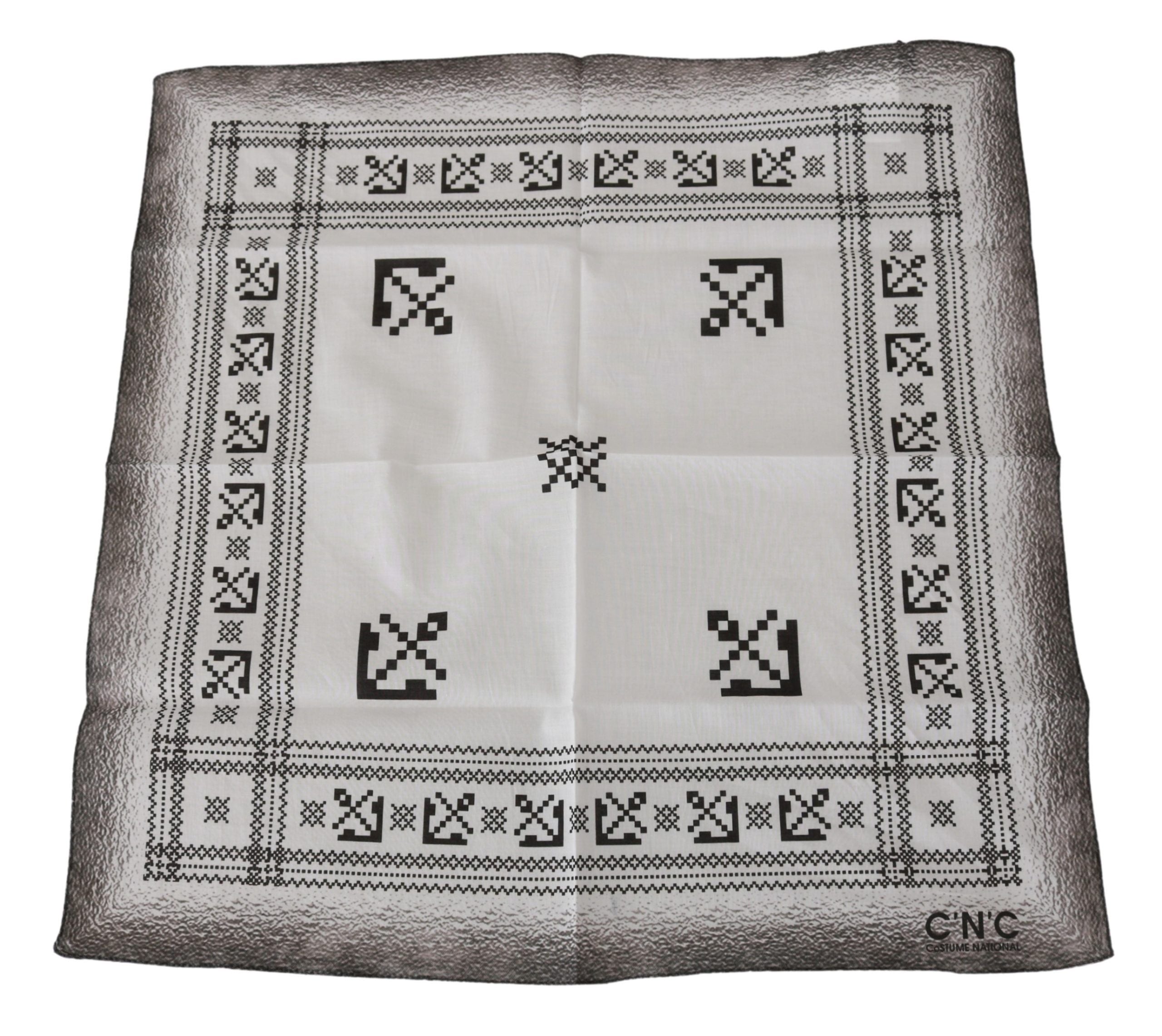 Chic White Cotton Men's Scarf - ventzia