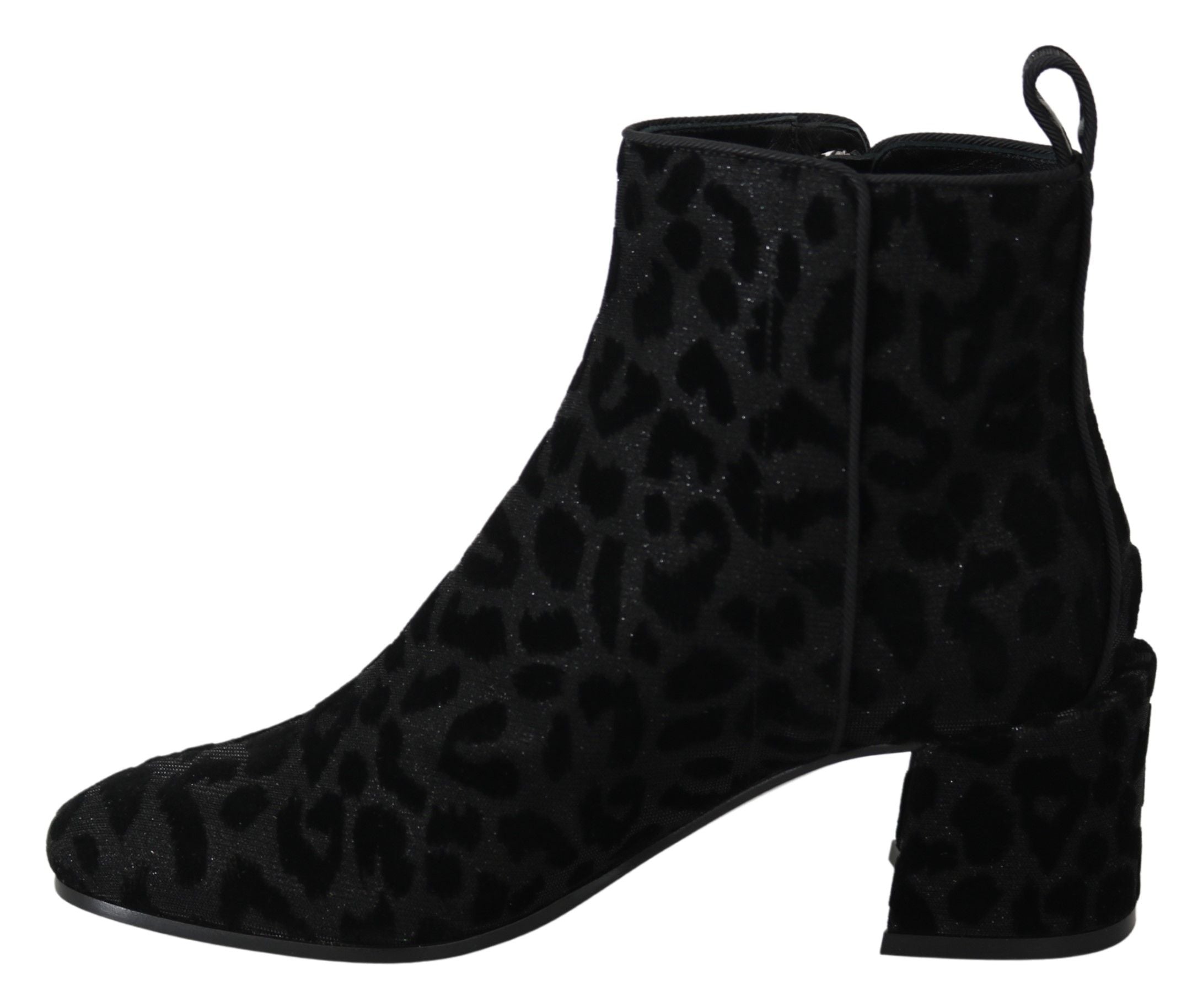 Elegant Black Leopard Print Short Boots - ventzia