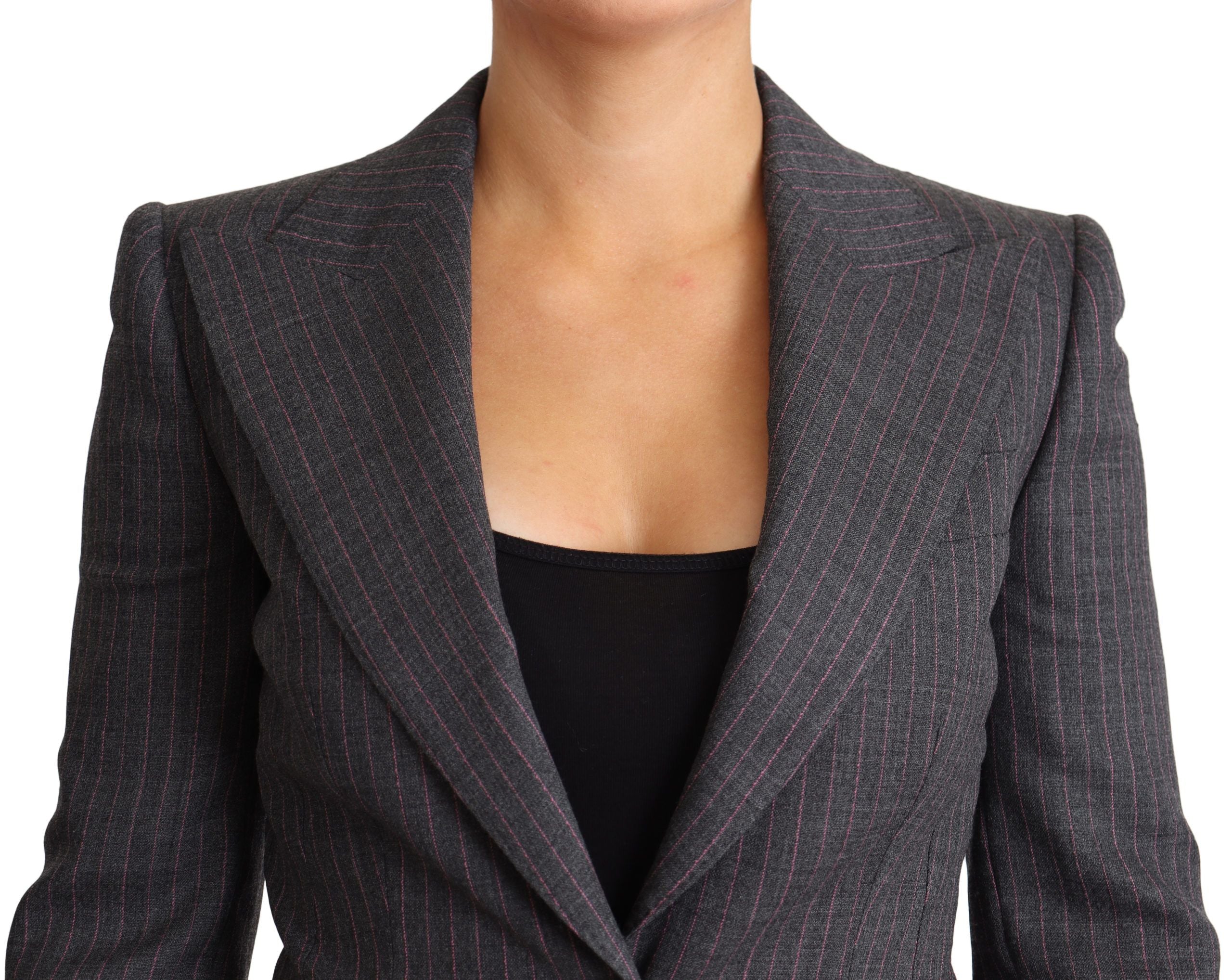 Elegant Gray Stretch Wool Blazer - ventzia