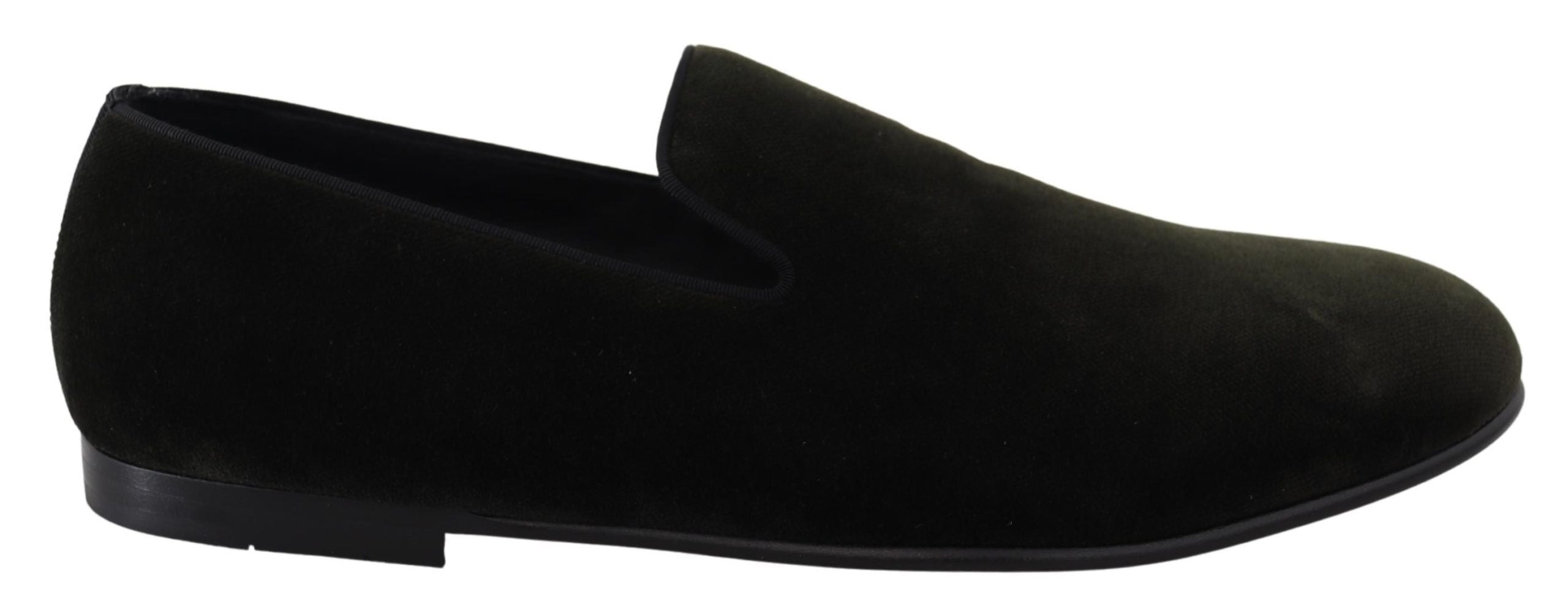 Elegant Green Velvet Loafers - ventzia