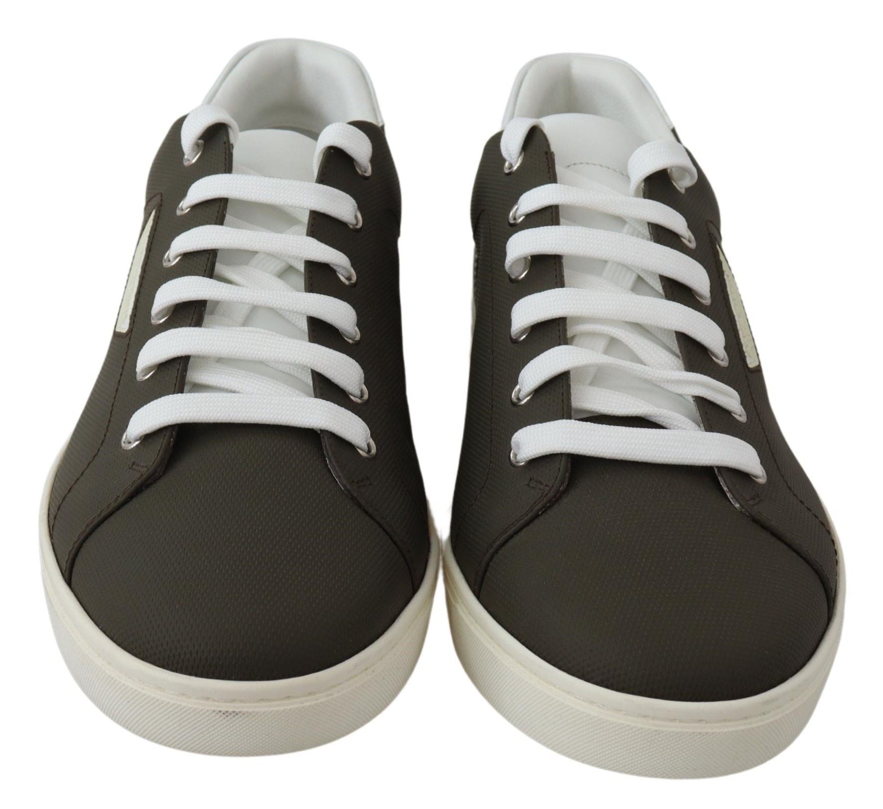 Sleek White Leather Low Top Sneakers - ventzia