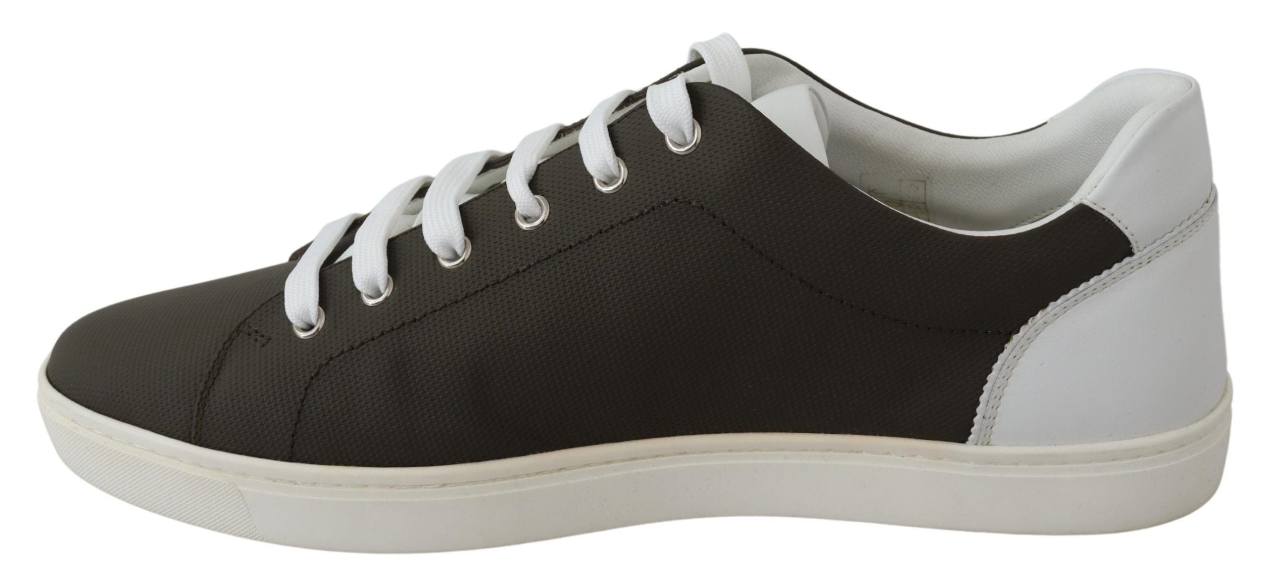Sleek White Leather Low Top Sneakers - ventzia