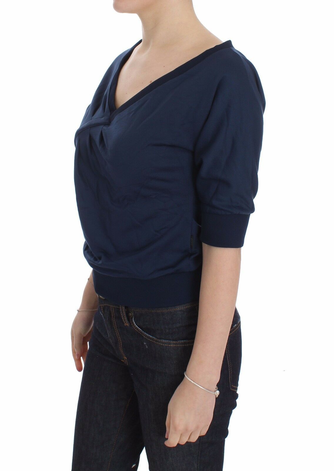 Elegant Deep V-Neck Sweater in Blue - ventzia