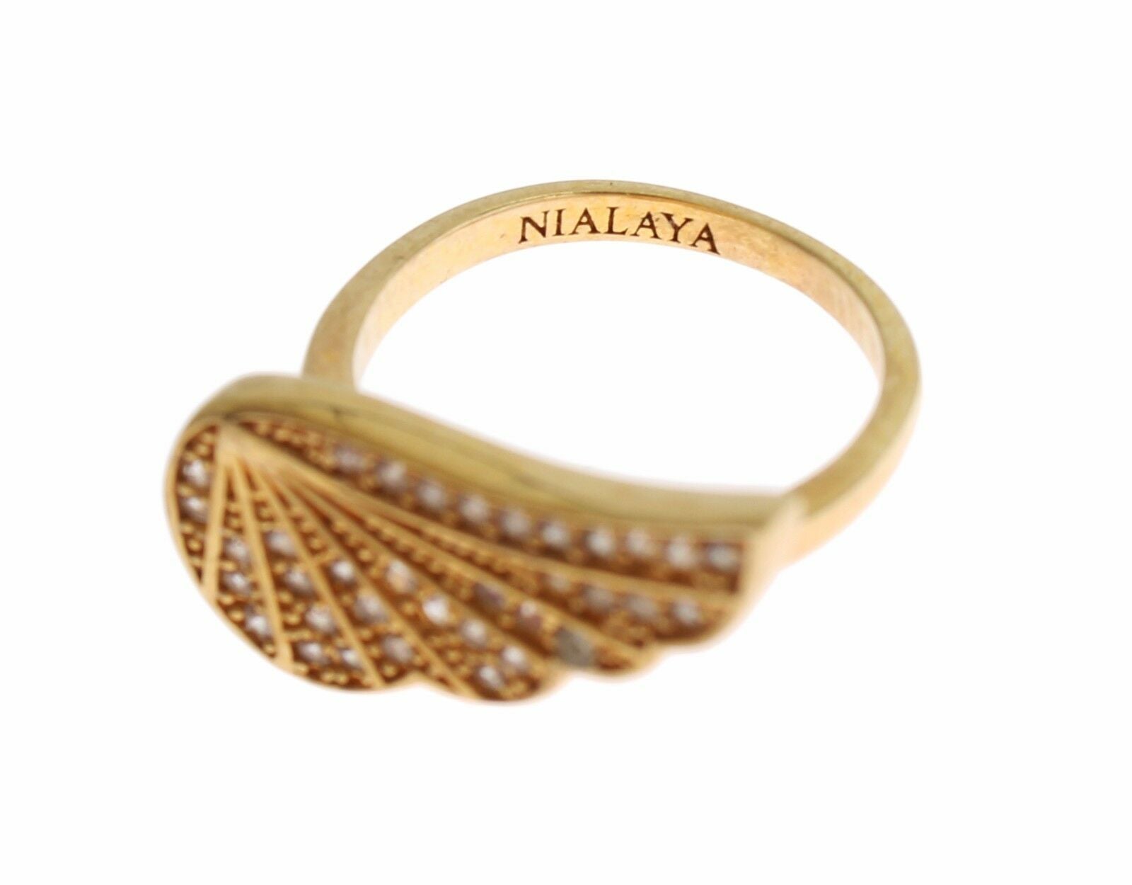 Glamorous Gold Plated Crystal Ring - ventzia
