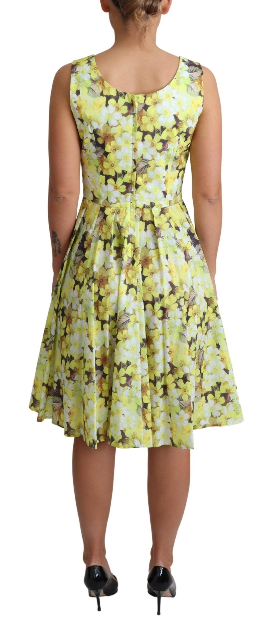 Elegant Yellow Floral A-Line Sleeveless Dress - ventzia