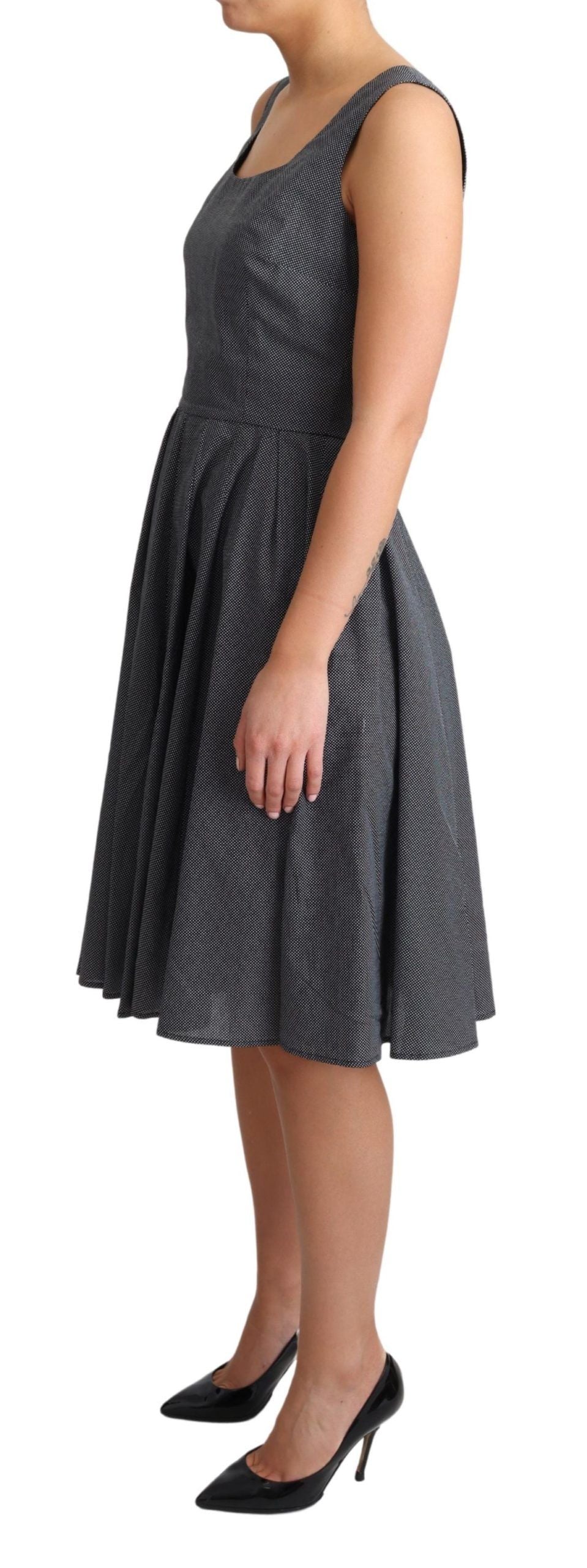 Elegant Sleeveless Polka Dot A-Line Dress - ventzia