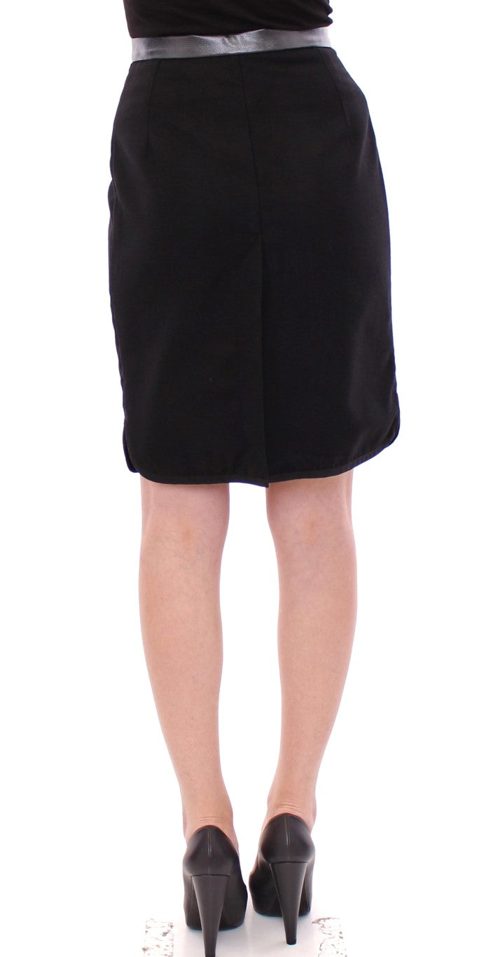Elegant Black Wool-Cotton Blend Skirt - ventzia
