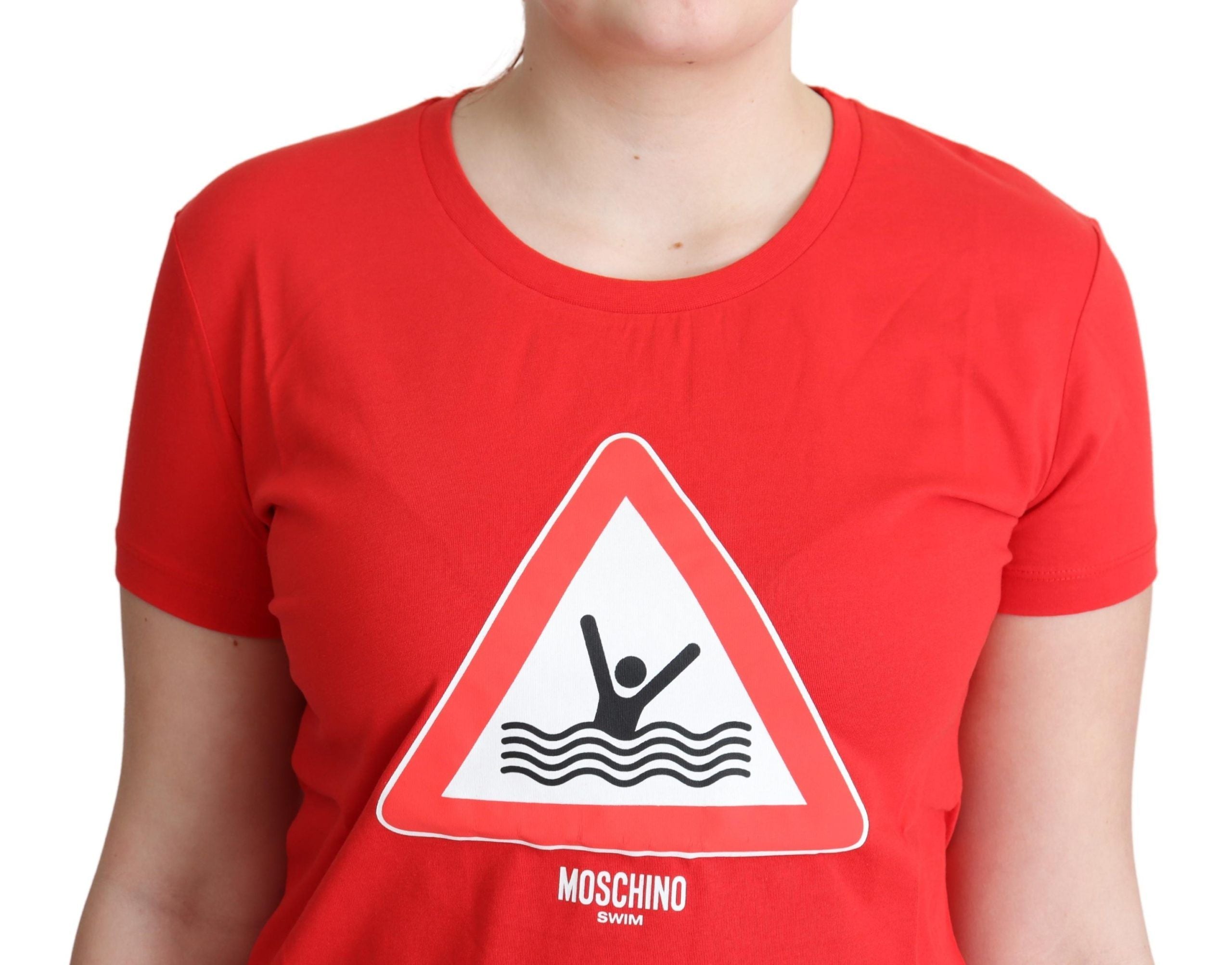 Chic Red Graphic Cotton Tee - ventzia
