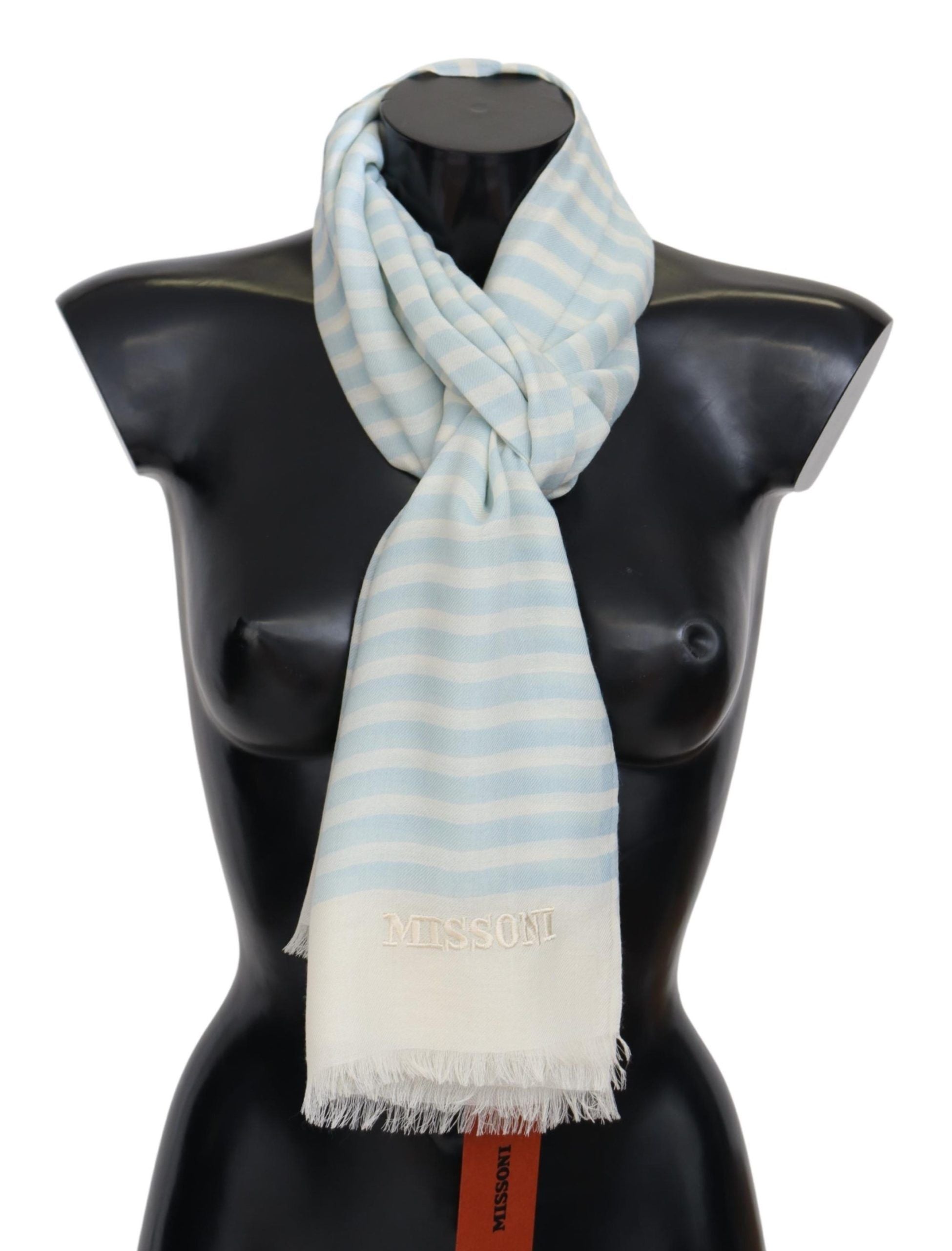 Elegant Cashmere Scarf with Linear Design - ventzia
