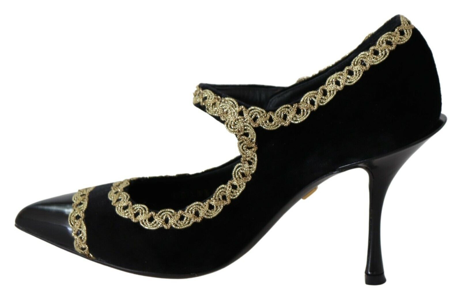 Elegant Gold-Embroidered Black Velvet Pumps - ventzia