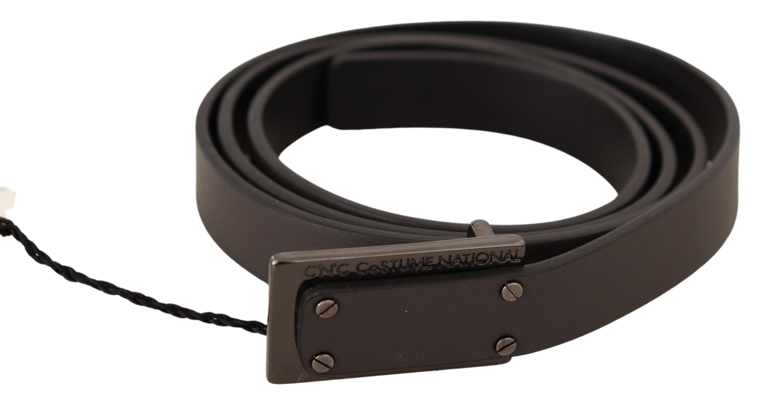 Elegant Leather Belt with Metal Buckle - ventzia