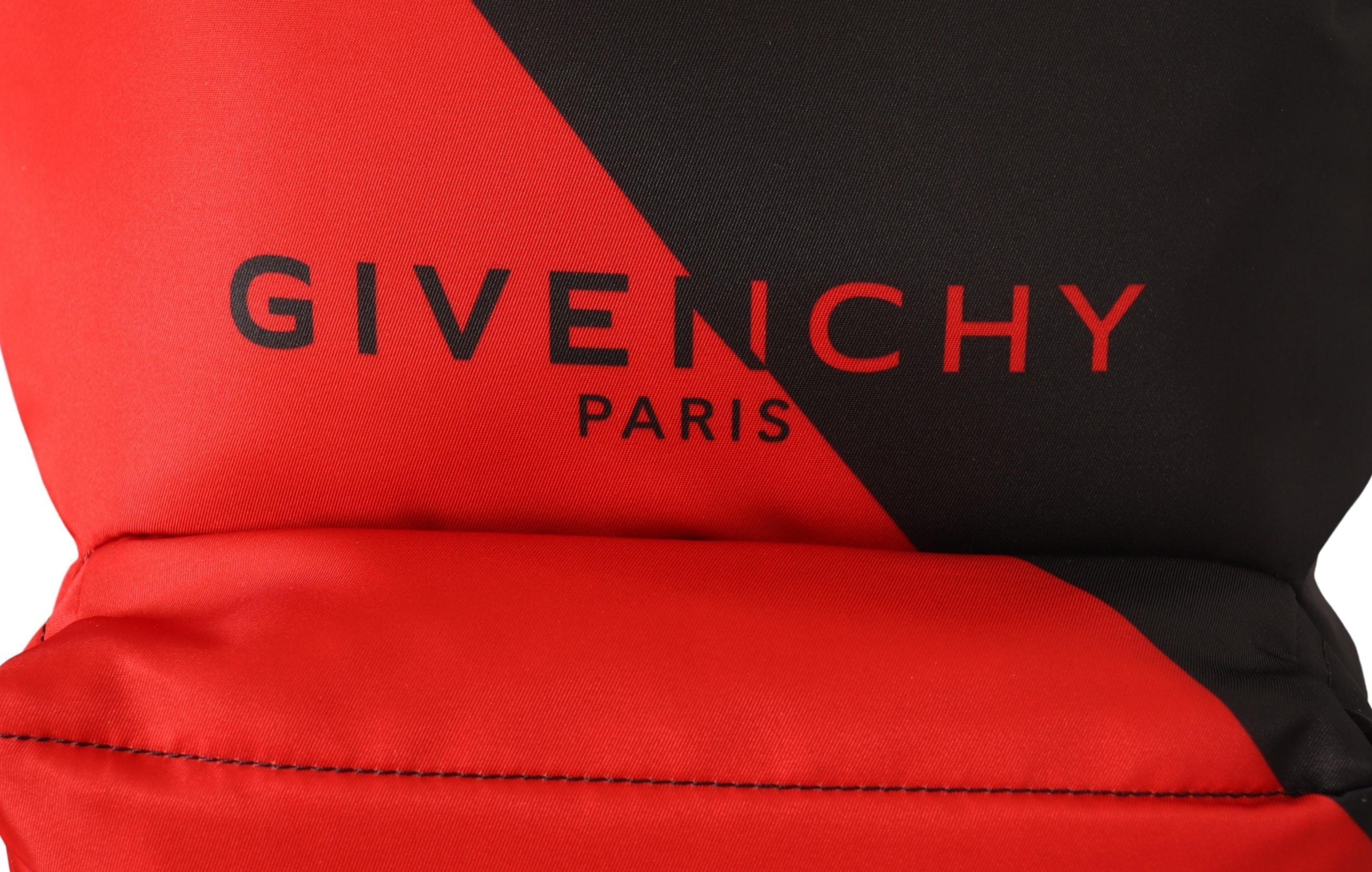 Sleek Urban Backpack in Black and Red - ventzia