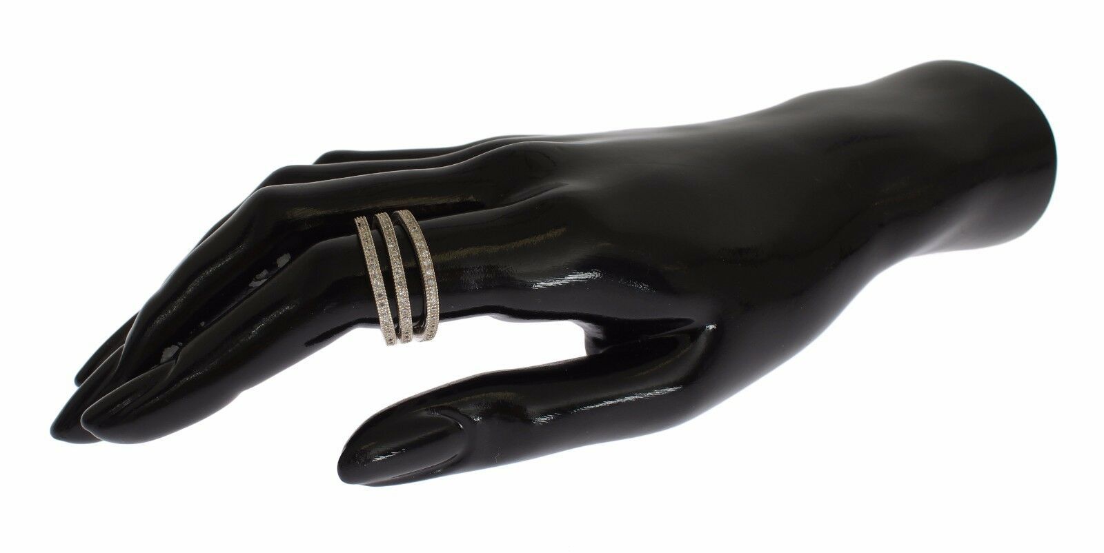 Dazzling Sterling Silver CZ Crystal Ring - ventzia