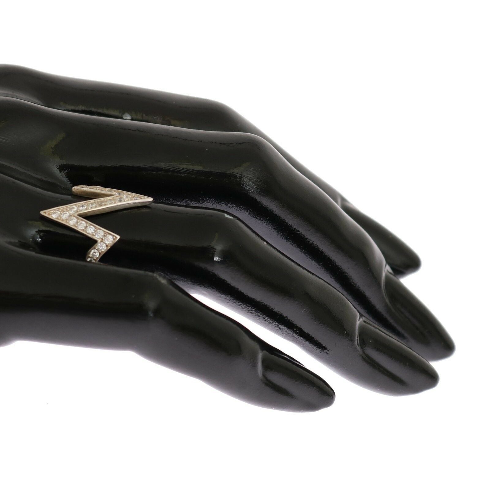 Radiant Silver Crystal Encrusted Ring - ventzia