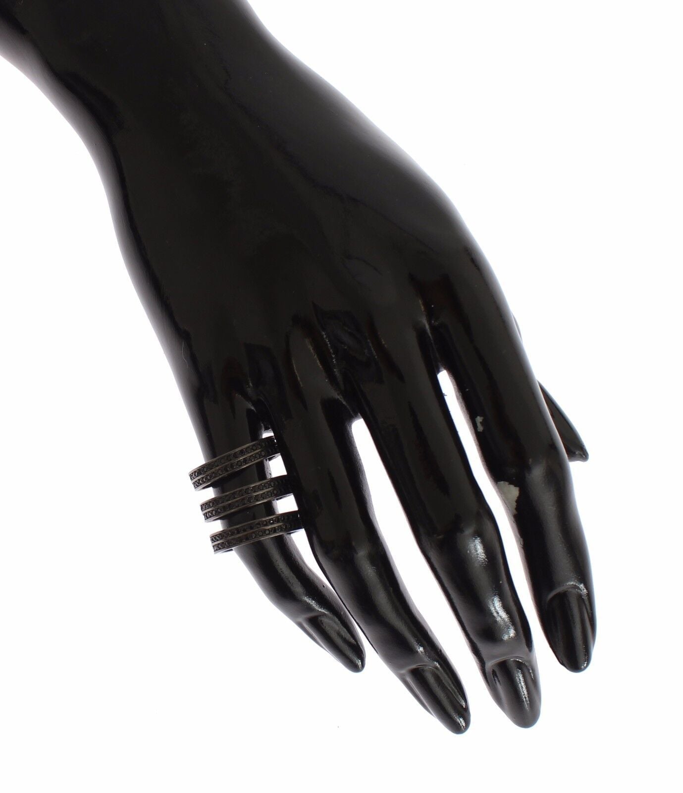 Chic Black Crystal Sterling Silver Ring - ventzia