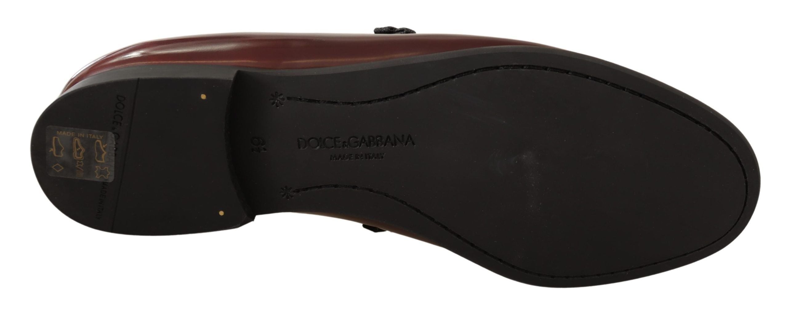 Elegant Bordeaux Leather Loafers - ventzia