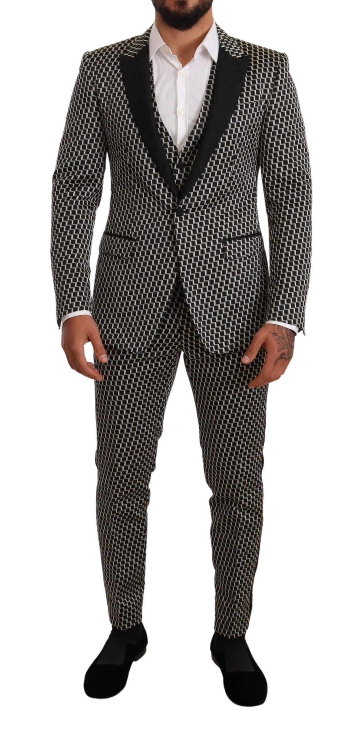 Elegant Martini Black Check Three-Piece Suit - ventzia