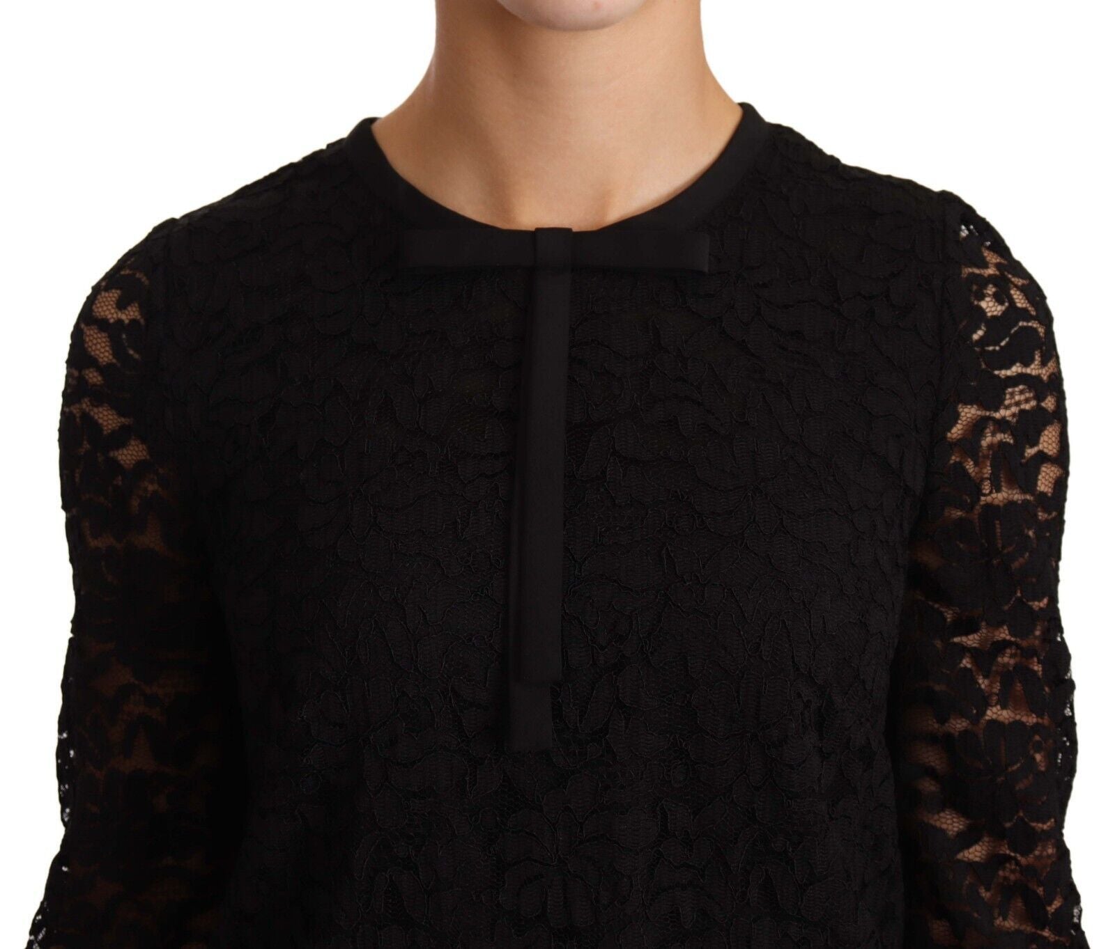 Elegant Black Floral Lace Long Sleeve Top - ventzia