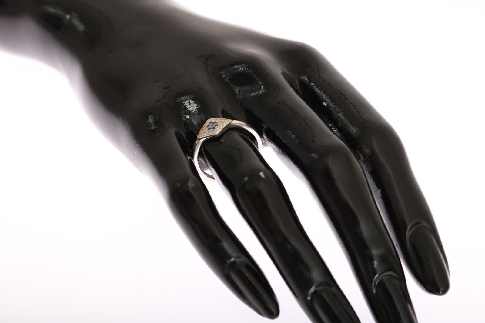 Elegant Silver CZ Crystal Encrusted Ring - ventzia