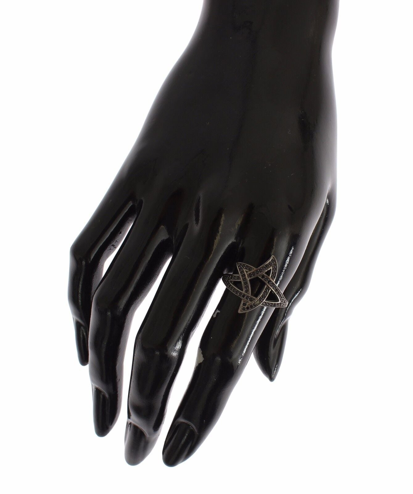 Chic Black Rhodium Silver CZ Crystal Ring - ventzia