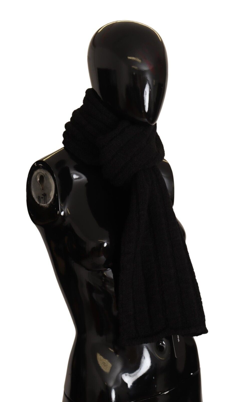 Elegance Unleashed Black Wool Scarf - ventzia