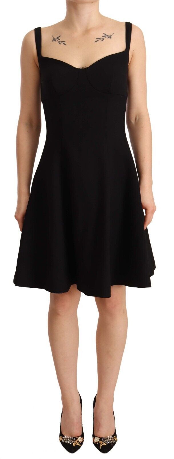 Elegant A-Line Sheath Dress in Black - ventzia