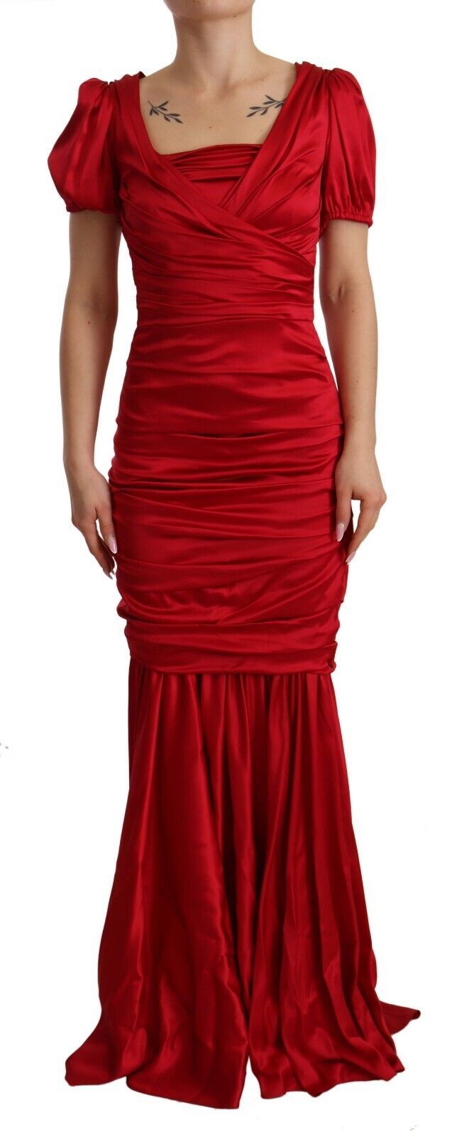 Elegant Red Silk Stretch Mermaid Dress - ventzia