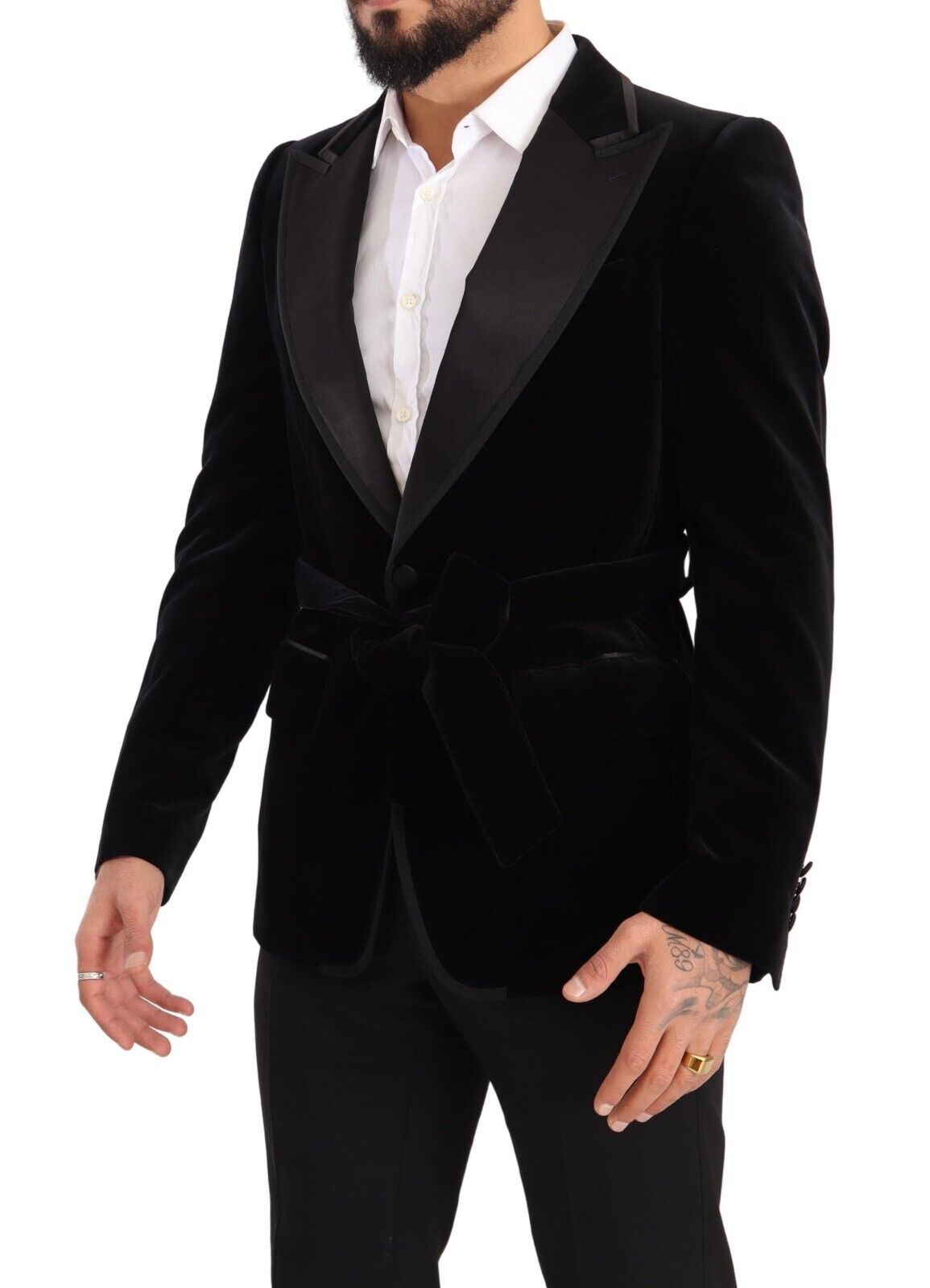 Elegant Single Breasted Velvet Blazer - ventzia