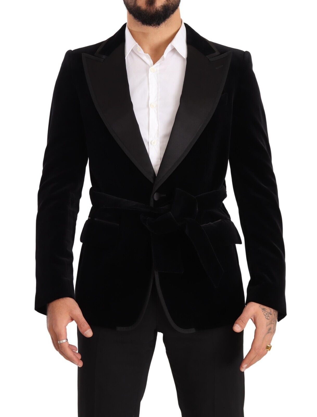 Elegant Single Breasted Velvet Blazer - ventzia