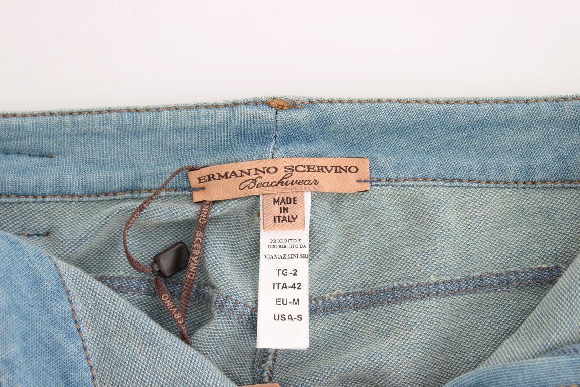 Elegant Light Blue Capri Jeans - ventzia