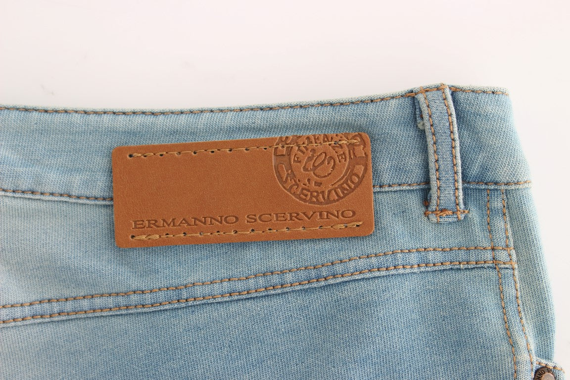 Elegant Light Blue Capri Jeans - ventzia