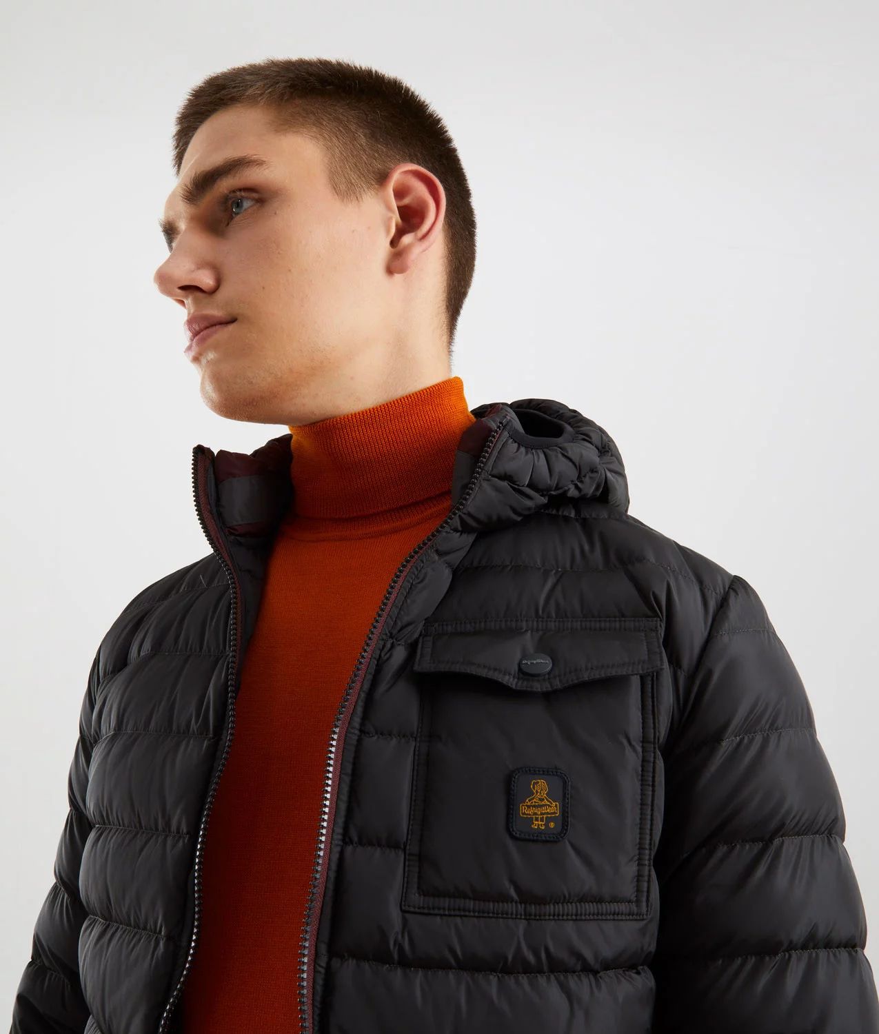 Sleek Hooded Down Jacket with Pockets - ventzia